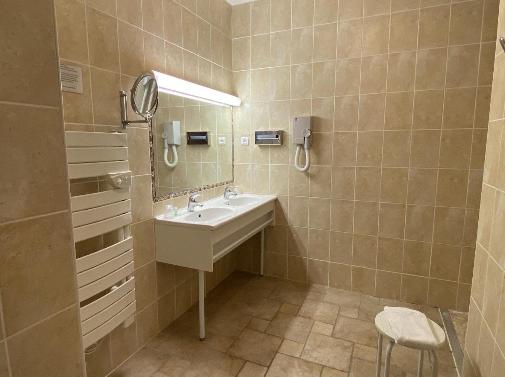 Chateau Du Bois Guibert Bonneval (Eure-et-Loire) Quarto foto